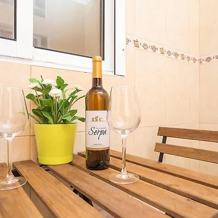 Apartament Typical In The Heart Of